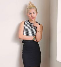 Hayley Kiyoko, 35 лет, США Hayley Kiyoko, 35 лет,